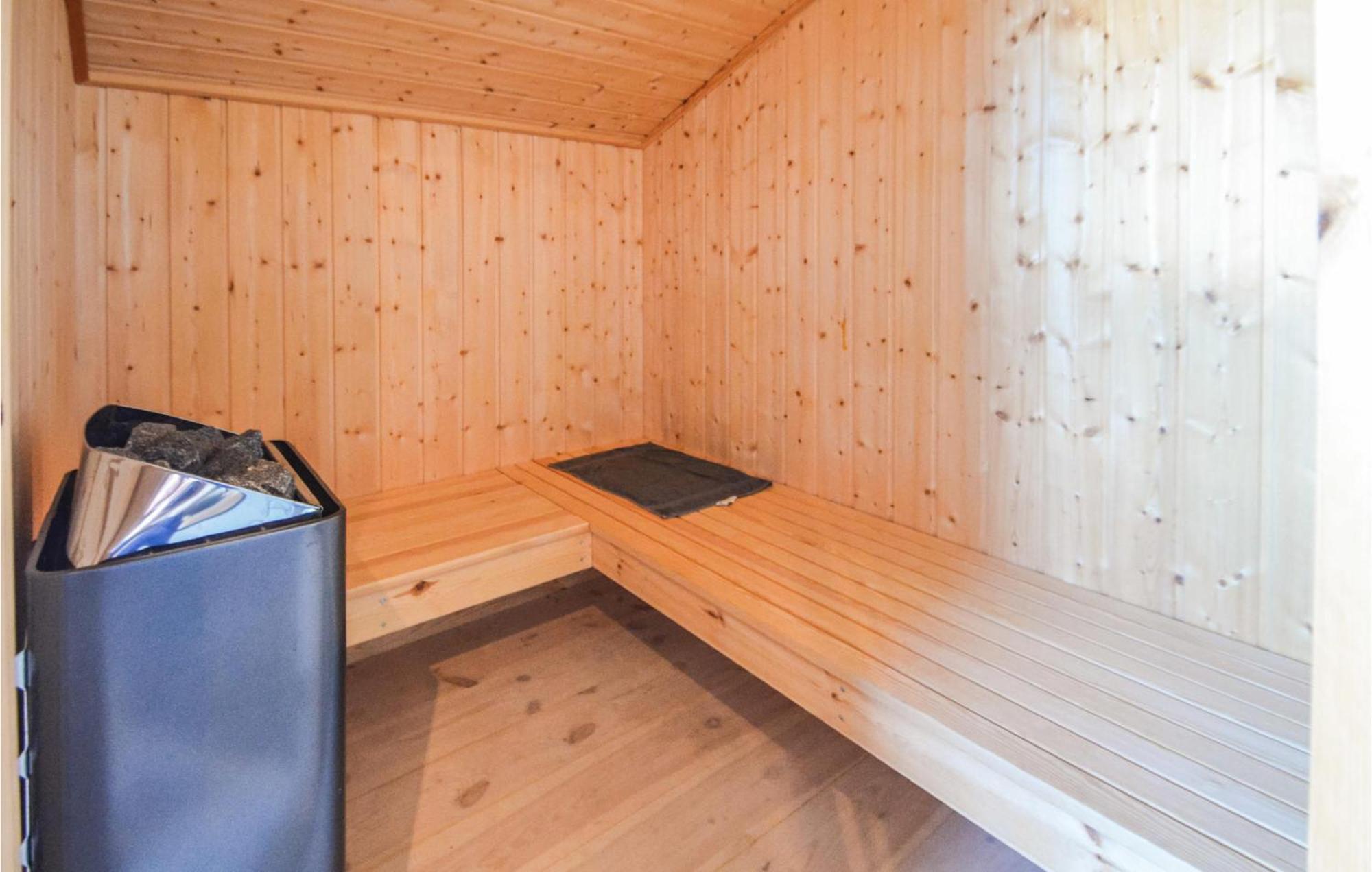 Four-Bedroom Holiday Home in Fjerritslev Buitenkant foto